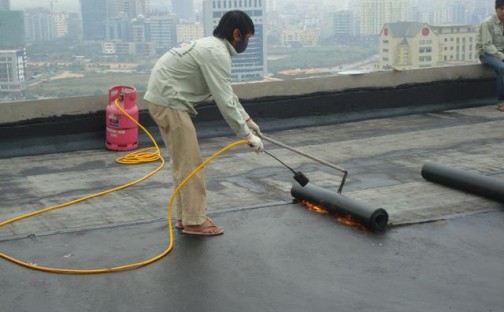 Báo giá thi công chống thấm sàn mái tại TÂN HOÀNG MAI được nhiều người ưa chuộng